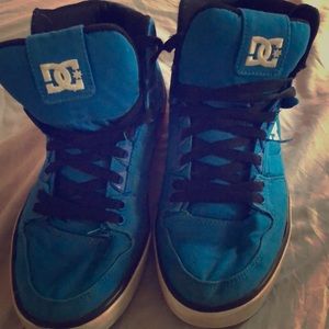 Dc shoes